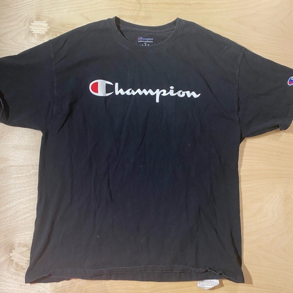 Champion Tee XL (JO) - Picture 1 of 10